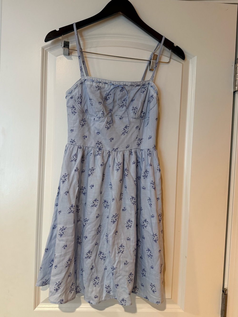 Aeropostale Light Blue Floral Dress - Size Small